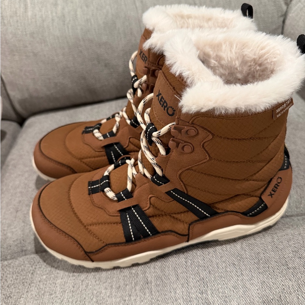 Xero Barefoot Women's Brown Winter Boots size 11 - Picture 2 of 3
